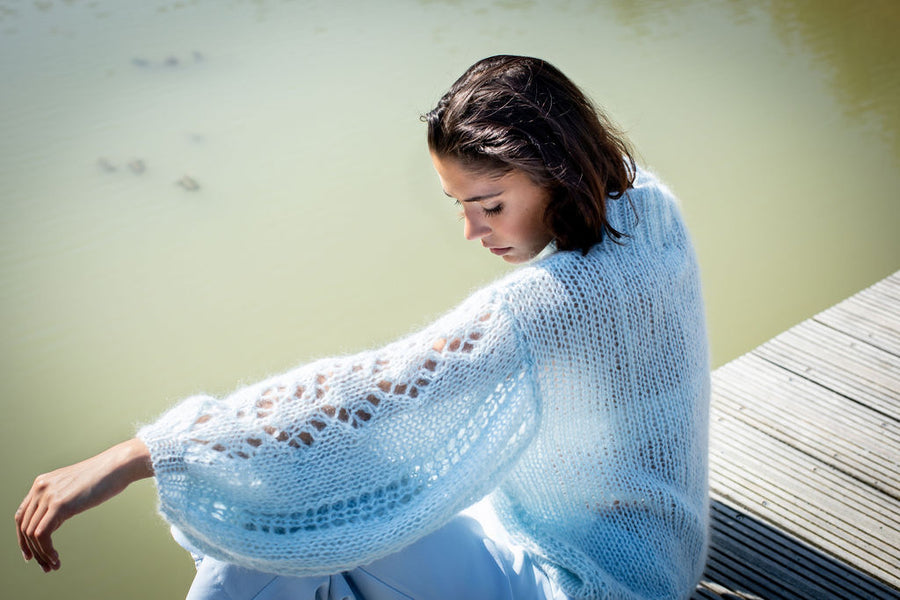 Sweaters - VEST